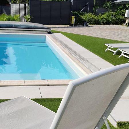 Aqua Solar Apartmanház Miskolc Esterno foto