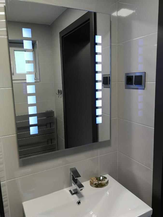 Aqua Solar Apartmanház Miskolc Esterno foto