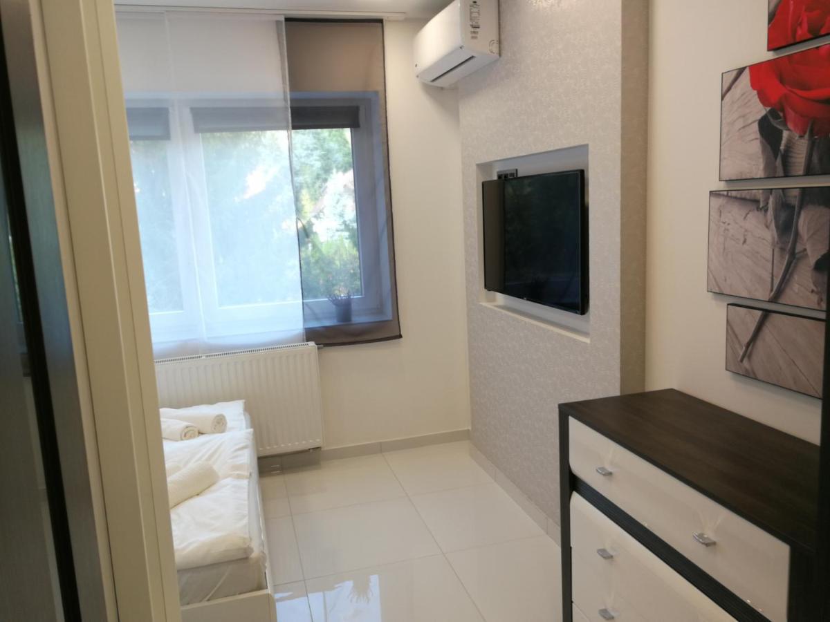 Aqua Solar Apartmanház Miskolc Esterno foto